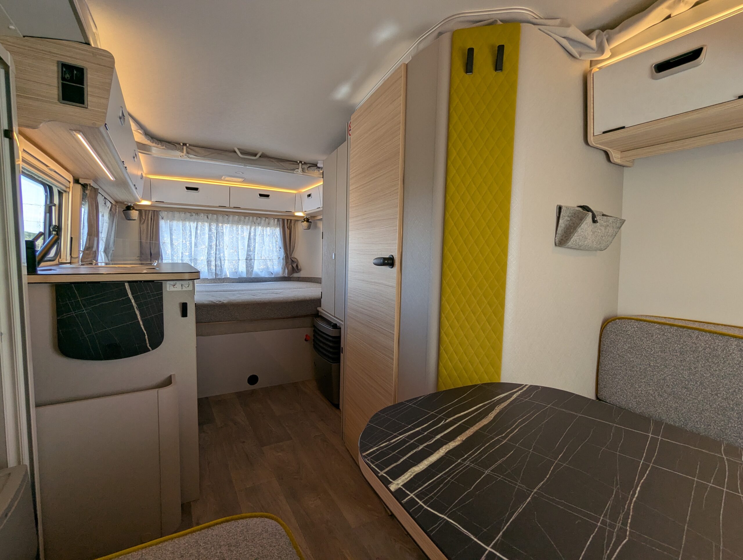 ERIBA Touring 530 Rental Interior